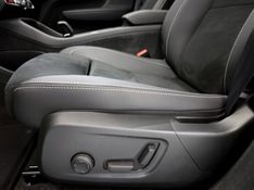 VOLVO XC 40 P6 RECHARGE ELECTRIC PLUS 2023/2024 ÓTIMA CAR FLORES DA CUNHA / Carros no Vale