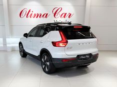 VOLVO XC 40 P6 RECHARGE ELECTRIC PLUS 2023/2024 ÓTIMA CAR FLORES DA CUNHA / Carros no Vale