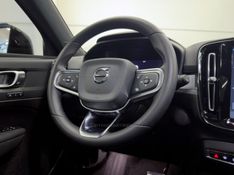 VOLVO XC 40 P6 RECHARGE ELECTRIC PLUS 2023/2024 ÓTIMA CAR FLORES DA CUNHA / Carros no Vale