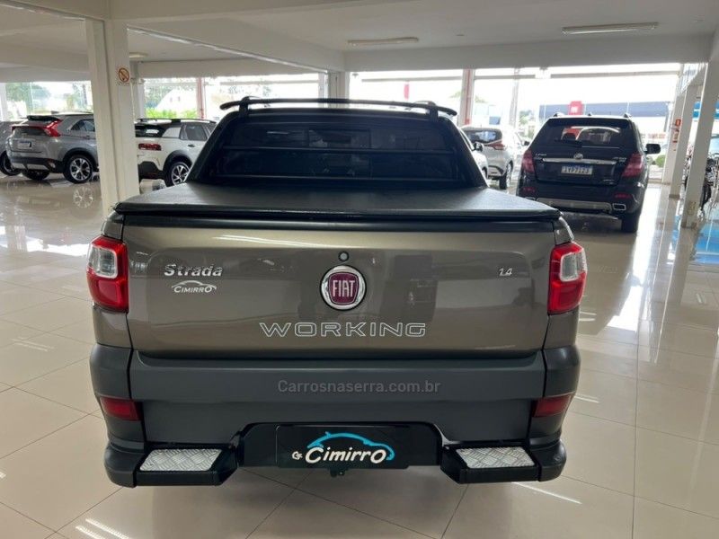 FIAT STRADA 1.4 MPI WORKING CD 8V 3P 2014/2015 CIMIRRO AUTOMÓVEIS TAQUARA / Carros no Vale