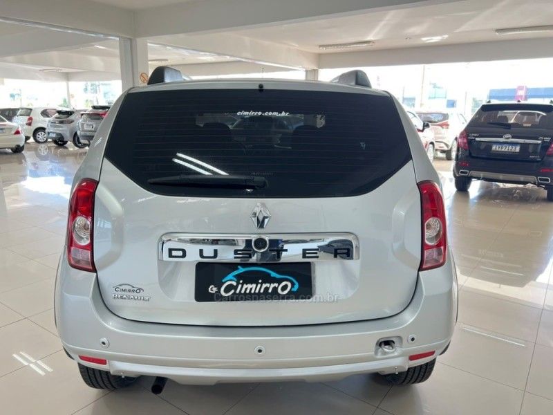 RENAULT DUSTER 1.6 DYNAMIQUE 4X2 16V 2013/2013 CIMIRRO AUTOMÓVEIS TAQUARA / Carros no Vale RENAULT DUSTER 1.6 DYNAMIQUE 4X2 16V 2013/2013 CIMIRRO AUTOMÓVEIS TAQUARA / Carros no Vale