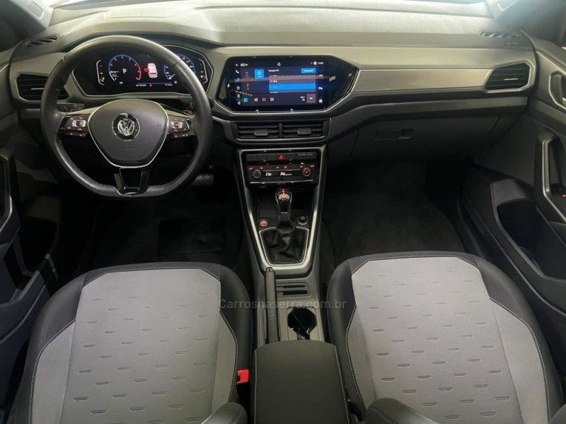 VOLKSWAGEN T-CROSS 1.0 COMFORTLINE TSI 2020/2021 CIMIRRO AUTOMÓVEIS TAQUARA / Carros no Vale VOLKSWAGEN T-CROSS 1.0 COMFORTLINE TSI 2020/2021 CIMIRRO AUTOMÓVEIS TAQUARA / Carros no Vale