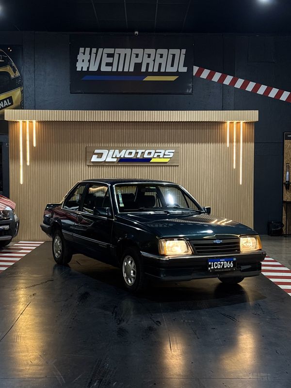 Chevrolet Monza Sle 2.0 1989/1989 DL MOTORS LAJEADO / Carros no Vale