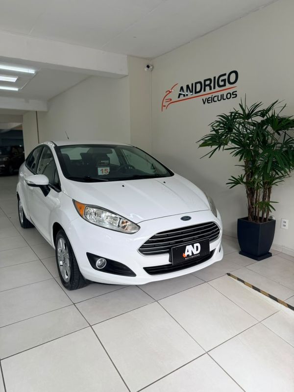 FORD FIESTA 1.6 SE SEDAN 16V 2015/2015 ANDRIGO VEÍCULOS CAXIAS DO SUL / Carros no Vale FORD FIESTA 1.6 SE SEDAN 16V 2015/2015 ANDRIGO VEÍCULOS CAXIAS DO SUL / Carros no Vale