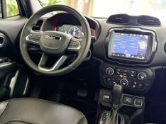 JEEP RENEGADE 1.3 S T270 16V TURBO 4×4 2023/2023 ANDRIGO VEÍCULOS CAXIAS DO SUL / Carros no Vale