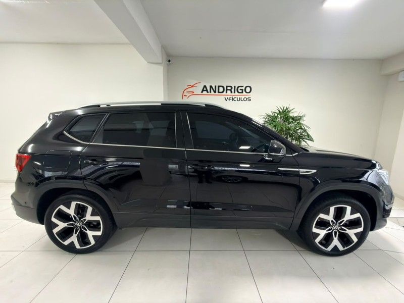 VOLKSWAGEN TAOS 1.4 16V HIGHLINE TSI 2023/2024 ANDRIGO VEÍCULOS CAXIAS DO SUL / Carros no Vale VOLKSWAGEN TAOS 1.4 16V HIGHLINE TSI 2023/2024 ANDRIGO VEÍCULOS CAXIAS DO SUL / Carros no Vale