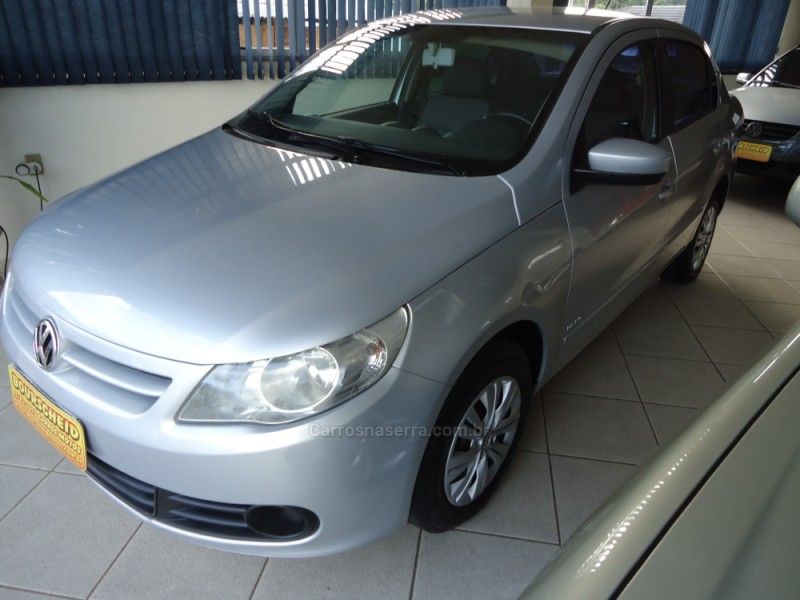 VOLKSWAGEN VOYAGE 1.6 MI TREND 8V 2011/2012 BOURSCHEID CARROS E MOTOS SANTA CLARA DO SUL / Carros no Vale