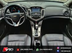 CHEVROLET CRUZE 1.8 LT 16V 2014/2015 V10 VEÍCULOS CAXIAS DO SUL / Carros no Vale