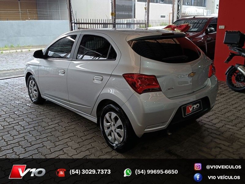 CHEVROLET ONIX 1.0 MPFI JOY 8V 2020/2020 V10 VEÍCULOS CAXIAS DO SUL / Carros no Vale