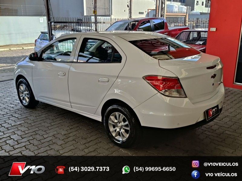 CHEVROLET PRISMA 1.0 MPFI LT 8V 2013/2014 V10 VEÍCULOS CAXIAS DO SUL / Carros no Vale