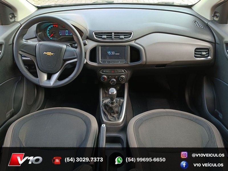 CHEVROLET PRISMA 1.0 MPFI LT 8V 2013/2014 V10 VEÍCULOS CAXIAS DO SUL / Carros no Vale