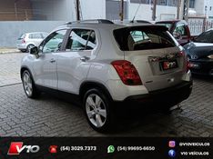 CHEVROLET TRACKER 1.8 MPFI LTZ 4X2 16V 2013/2014 V10 VEÍCULOS CAXIAS DO SUL / Carros no Vale