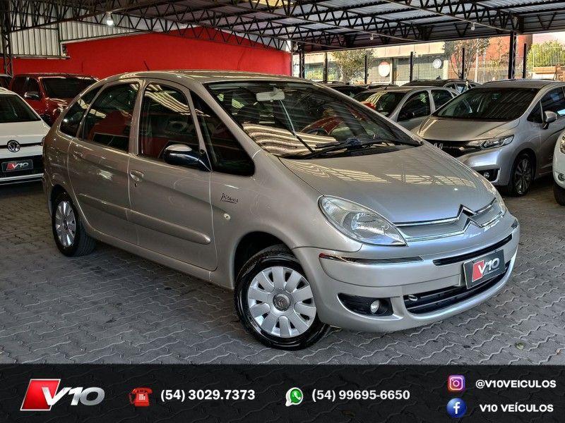 CITROËN XSARA PICASSO 1.6 I EXCLUSIVE 16V 2009/2010 V10 VEÍCULOS CAXIAS DO SUL / Carros no Vale CITROËN XSARA PICASSO 1.6 I EXCLUSIVE 16V 2009/2010 V10 VEÍCULOS CAXIAS DO SUL / Carros no Vale