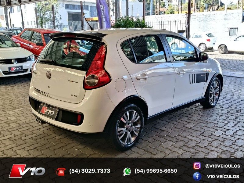 FIAT PALIO 1.6 MPI SPORTING 16V 2012/2013 V10 VEÍCULOS CAXIAS DO SUL / Carros no Vale