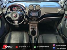 FIAT PALIO 1.6 MPI SPORTING 16V 2012/2013 V10 VEÍCULOS CAXIAS DO SUL / Carros no Vale