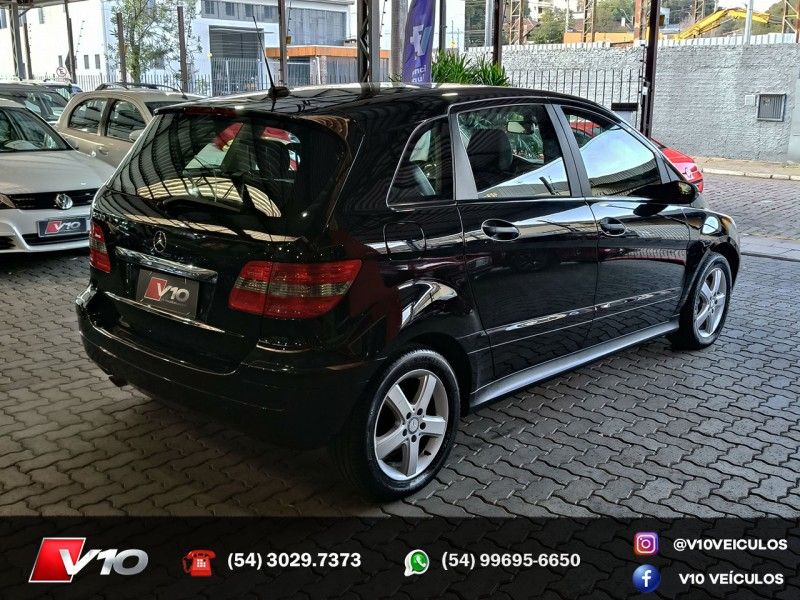 MERCEDES-BENZ B 200 2.0 8V 2007/2008 V10 VEÍCULOS CAXIAS DO SUL / Carros no Vale MERCEDES-BENZ B 200 2.0 8V 2007/2008 V10 VEÍCULOS CAXIAS DO SUL / Carros no Vale