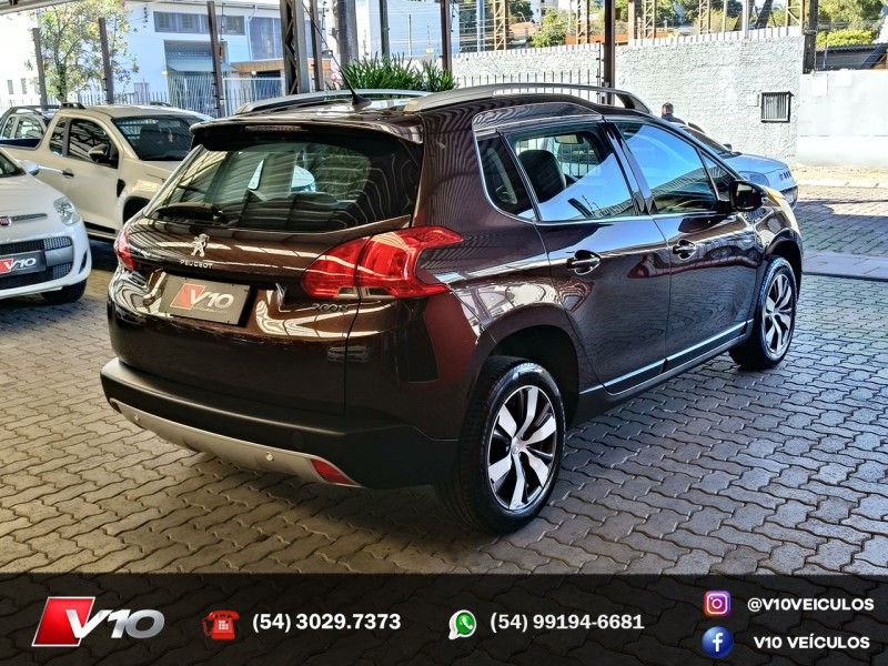PEUGEOT 2008 1.6 16V GRIFFE 2016/2017 V10 VEÍCULOS CAXIAS DO SUL / Carros no Vale
