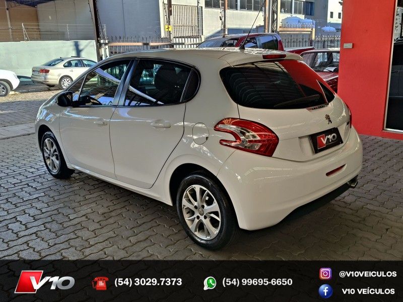 PEUGEOT 208 1.5 ACTIVE 8V 2013/2014 V10 VEÍCULOS CAXIAS DO SUL / Carros no Vale PEUGEOT 208 1.5 ACTIVE 8V 2013/2014 V10 VEÍCULOS CAXIAS DO SUL / Carros no Vale