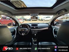 RENAULT FLUENCE 2.0 DYNAMIQUE 16V 2012/2013 V10 VEÍCULOS CAXIAS DO SUL / Carros no Vale