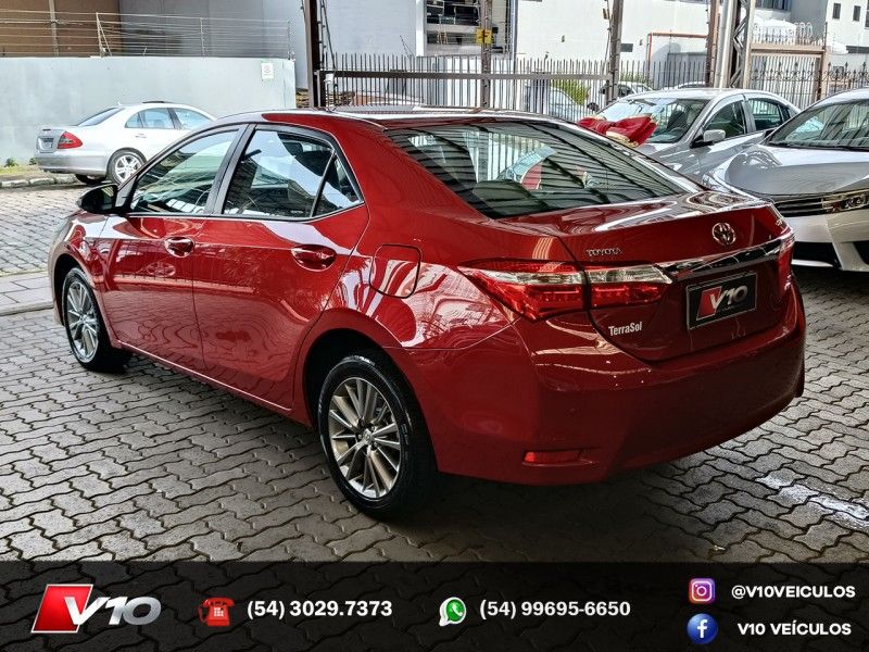 TOYOTA COROLLA 2.0 XEI 16V 2016/2016 V10 VEÍCULOS CAXIAS DO SUL / Carros no Vale TOYOTA COROLLA 2.0 XEI 16V 2016/2016 V10 VEÍCULOS CAXIAS DO SUL / Carros no Vale