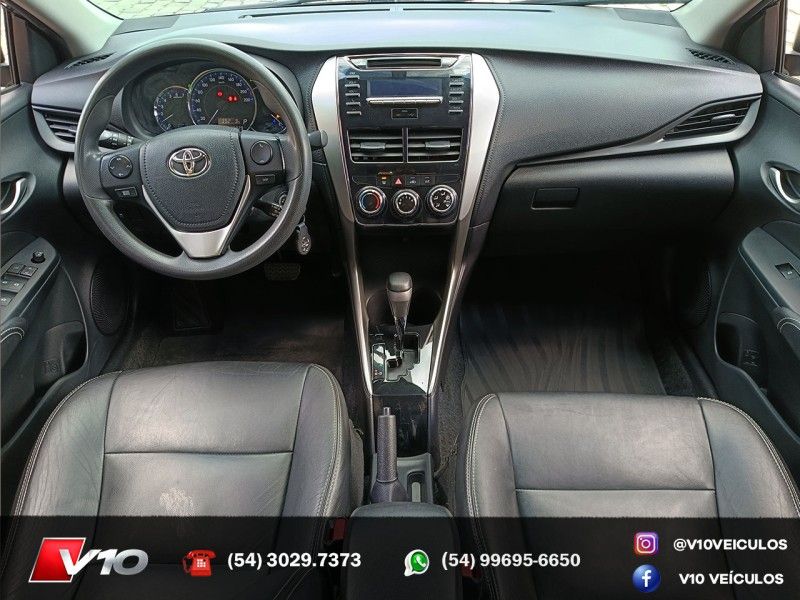TOYOTA YARIS 1.5 XL SEDAN 16V 2019/2019 V10 VEÍCULOS CAXIAS DO SUL / Carros no Vale