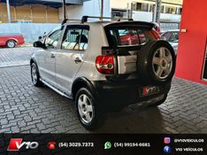 VOLKSWAGEN CROSSFOX 1.6 MI 8V 2008/2009 V10 VEÍCULOS CAXIAS DO SUL / Carros no Vale