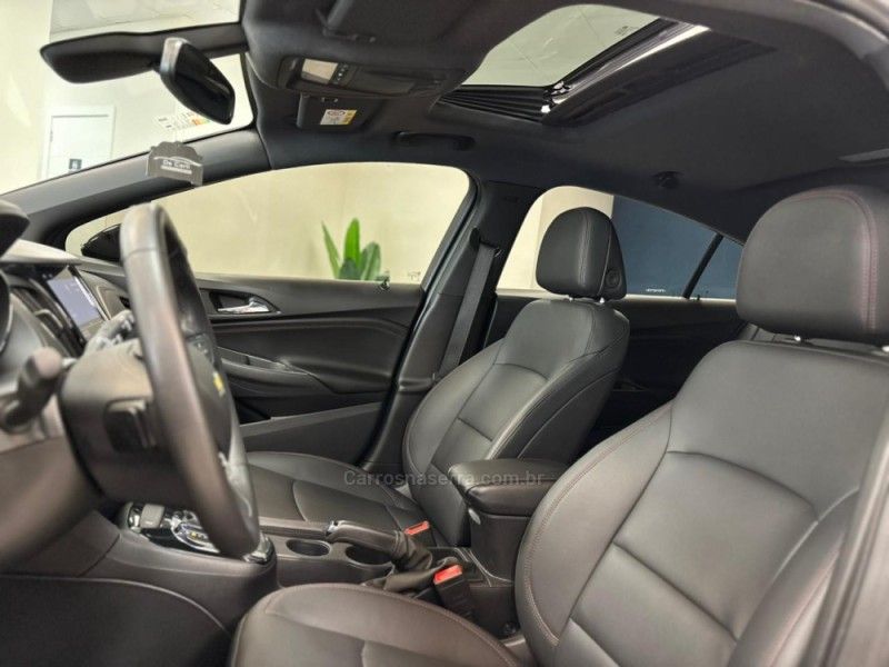 CHEVROLET CRUZE 1.4 SPORT RS 16V 2023/2023 LUIGGI AUTOMÓVEIS CARLOS BARBOSA / Carros no Vale CHEVROLET CRUZE 1.4 SPORT RS 16V 2023/2023 LUIGGI AUTOMÓVEIS CARLOS BARBOSA / Carros no Vale