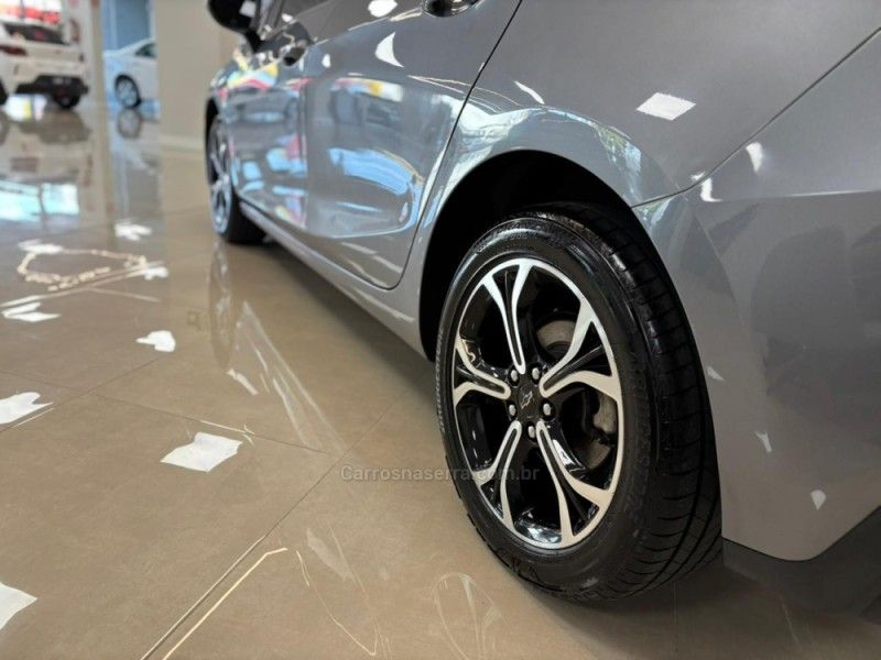 CHEVROLET CRUZE 1.4 SPORT RS 16V 2023/2023 LUIGGI AUTOMÓVEIS CARLOS BARBOSA / Carros no Vale CHEVROLET CRUZE 1.4 SPORT RS 16V 2023/2023 LUIGGI AUTOMÓVEIS CARLOS BARBOSA / Carros no Vale