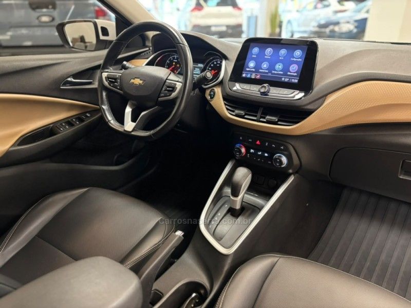CHEVROLET ONIX 1.0PREMIER PLUS 12V TURBO 2021/2022 LUIGGI AUTOMÓVEIS CARLOS BARBOSA / Carros no Vale CHEVROLET ONIX 1.0PREMIER PLUS 12V TURBO 2021/2022 LUIGGI AUTOMÓVEIS CARLOS BARBOSA / Carros no Vale
