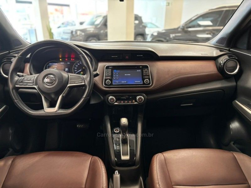 NISSAN KICKS 1.6 16V SL XTRONIC 2016/2017 LUIGGI AUTOMÓVEIS CARLOS BARBOSA / Carros no Vale