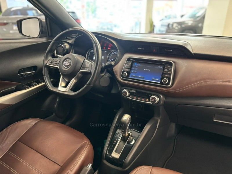 NISSAN KICKS 1.6 16V SL XTRONIC 2016/2017 LUIGGI AUTOMÓVEIS CARLOS BARBOSA / Carros no Vale