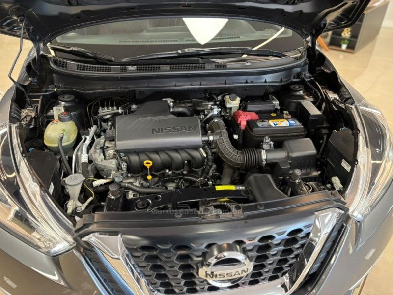 NISSAN KICKS 1.6 16V SL XTRONIC 2016/2017 LUIGGI AUTOMÓVEIS CARLOS BARBOSA / Carros no Vale