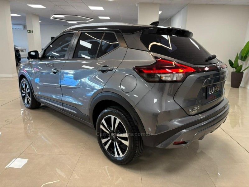 NISSAN KICKS 1.6 EXCLUSIVE 16V 2023/2024 LUIGGI AUTOMÓVEIS CARLOS BARBOSA / Carros no Vale