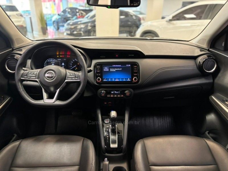 NISSAN KICKS 1.6 EXCLUSIVE 16V 2023/2024 LUIGGI AUTOMÓVEIS CARLOS BARBOSA / Carros no Vale