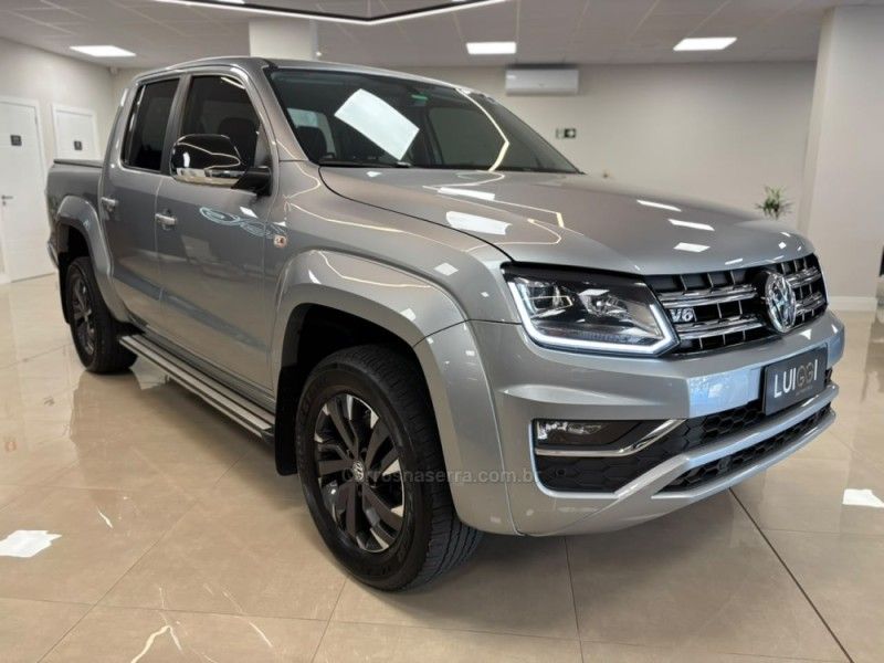 VOLKSWAGEN AMAROK 3.0 V6 TDI HIGHLINE CD 4MOTION 2022/2023 LUIGGI AUTOMÓVEIS CARLOS BARBOSA / Carros no Vale VOLKSWAGEN AMAROK 3.0 V6 TDI HIGHLINE CD 4MOTION 2022/2023 LUIGGI AUTOMÓVEIS CARLOS BARBOSA / Carros no Vale