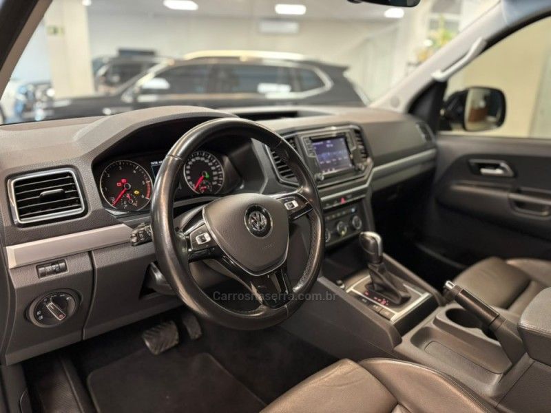 VOLKSWAGEN AMAROK 3.0 V6 TDI HIGHLINE CD 4MOTION 2022/2023 LUIGGI AUTOMÓVEIS CARLOS BARBOSA / Carros no Vale VOLKSWAGEN AMAROK 3.0 V6 TDI HIGHLINE CD 4MOTION 2022/2023 LUIGGI AUTOMÓVEIS CARLOS BARBOSA / Carros no Vale