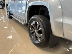 VOLKSWAGEN AMAROK 3.0 V6 TDI HIGHLINE CD 4MOTION 2022/2023 LUIGGI AUTOMÓVEIS CARLOS BARBOSA / Carros no Vale