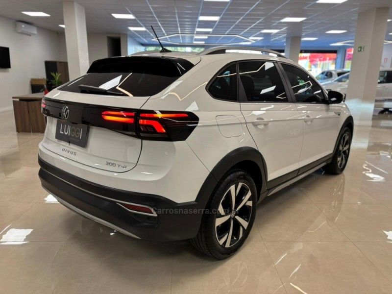 VOLKSWAGEN NIVUS 1.0 TSI HIGHLINE 2023/2023 LUIGGI AUTOMÓVEIS CARLOS BARBOSA / Carros no Vale VOLKSWAGEN NIVUS 1.0 TSI HIGHLINE 2023/2023 LUIGGI AUTOMÓVEIS CARLOS BARBOSA / Carros no Vale