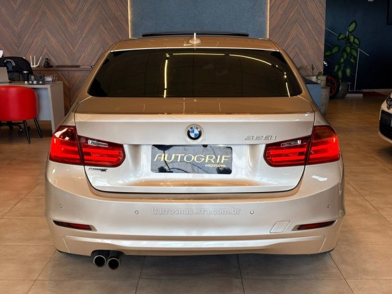 BMW 328I 2.0 SPORT GP 16V ACTIVEFLEX 2014/2014 AUTOGRIF MOTORS CAMPO BOM / Carros no Vale BMW 328I 2.0 SPORT GP 16V ACTIVEFLEX 2014/2014 AUTOGRIF MOTORS CAMPO BOM / Carros no Vale