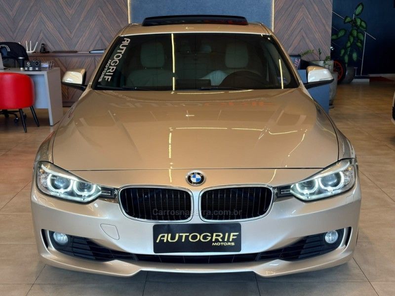 BMW 328I 2.0 SPORT GP 16V ACTIVEFLEX 2014/2014 AUTOGRIF MOTORS CAMPO BOM / Carros no Vale BMW 328I 2.0 SPORT GP 16V ACTIVEFLEX 2014/2014 AUTOGRIF MOTORS CAMPO BOM / Carros no Vale