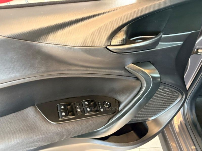 FIAT ARGO 1.3 8V TREKKING 2021/2021 AUTOGRIF MOTORS CAMPO BOM / Carros no Vale FIAT ARGO 1.3 8V TREKKING 2021/2021 AUTOGRIF MOTORS CAMPO BOM / Carros no Vale