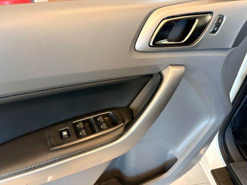 FORD RANGER 3.2 LIMITED 4X4 CD 20V 2019/2019 AUTOGRIF MOTORS CAMPO BOM / Carros no Vale FORD RANGER 3.2 LIMITED 4X4 CD 20V 2019/2019 AUTOGRIF MOTORS CAMPO BOM / Carros no Vale