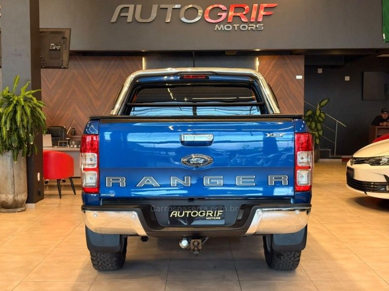 FORD RANGER 3.2 XLT 4X4 CD 20V 2021/2022 AUTOGRIF MOTORS CAMPO BOM / Carros no Vale