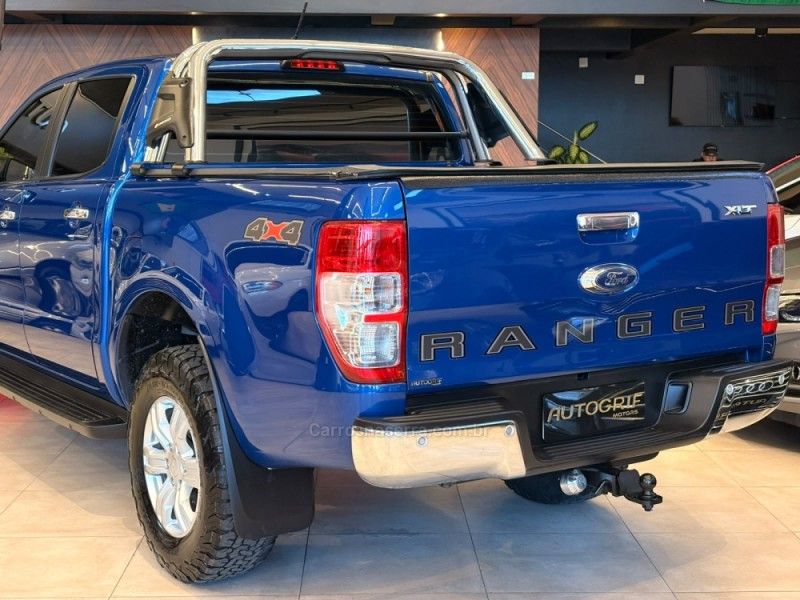 FORD RANGER 3.2 XLT 4X4 CD 20V 2021/2022 AUTOGRIF MOTORS CAMPO BOM / Carros no Vale