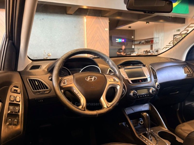 HYUNDAI IX35 2.0 MPFI GLS 16V 2013/2013 AUTOGRIF MOTORS CAMPO BOM / Carros no Vale