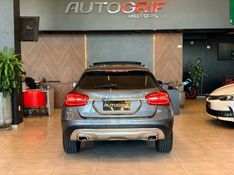 MERCEDES-BENZ GLA 200 1.6 CGI VISION BLACK EDITION 16V TURBO 2015/2015 AUTOGRIF MOTORS CAMPO BOM / Carros no Vale