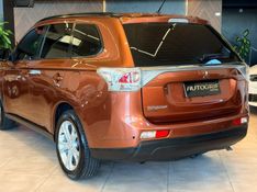 MITSUBISHI OUTLANDER 2.0 16V 2015/2015 AUTOGRIF MOTORS CAMPO BOM / Carros no Vale