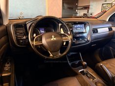 MITSUBISHI OUTLANDER 2.0 16V 2015/2015 AUTOGRIF MOTORS CAMPO BOM / Carros no Vale