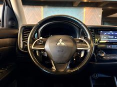MITSUBISHI OUTLANDER 2.0 16V 2015/2015 AUTOGRIF MOTORS CAMPO BOM / Carros no Vale