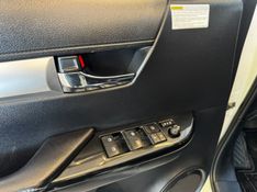 TOYOTA HILUX 2.8 SRV 4X4 CD 16V 2017/2017 AUTOGRIF MOTORS CAMPO BOM / Carros no Vale